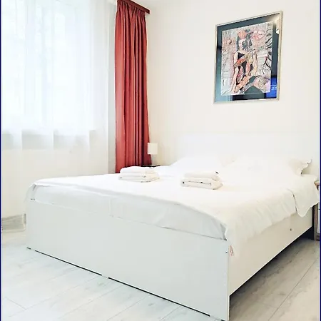 Smart Apartament Piatra Neamt Exterior photo